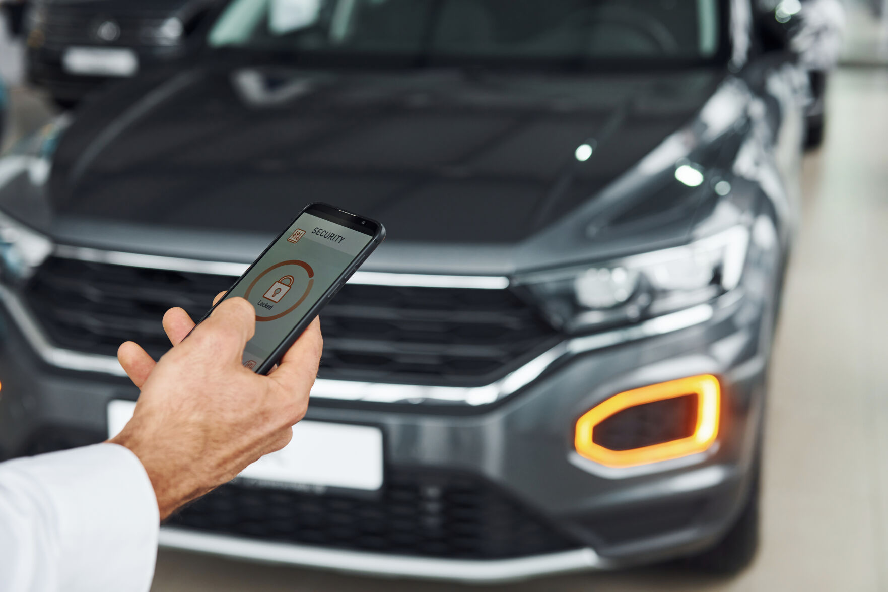 From Keyless Entry to Smartphone Integration: Transforming Vehicle Access